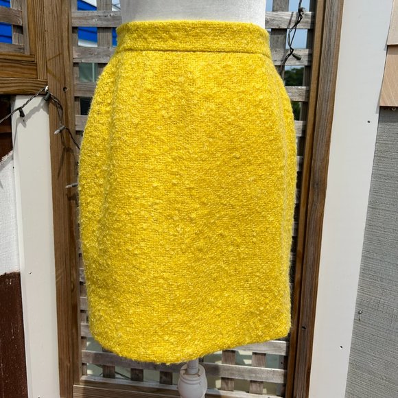 kate spade Yellow Gold Boucle Kylie Skirt (size 4) - Picture 3 of 12